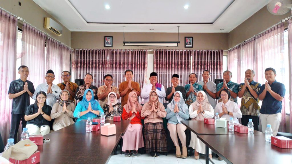 Halal Bihalal Koperasi Karya Sehat di rumah makan Zam-Zam 2025