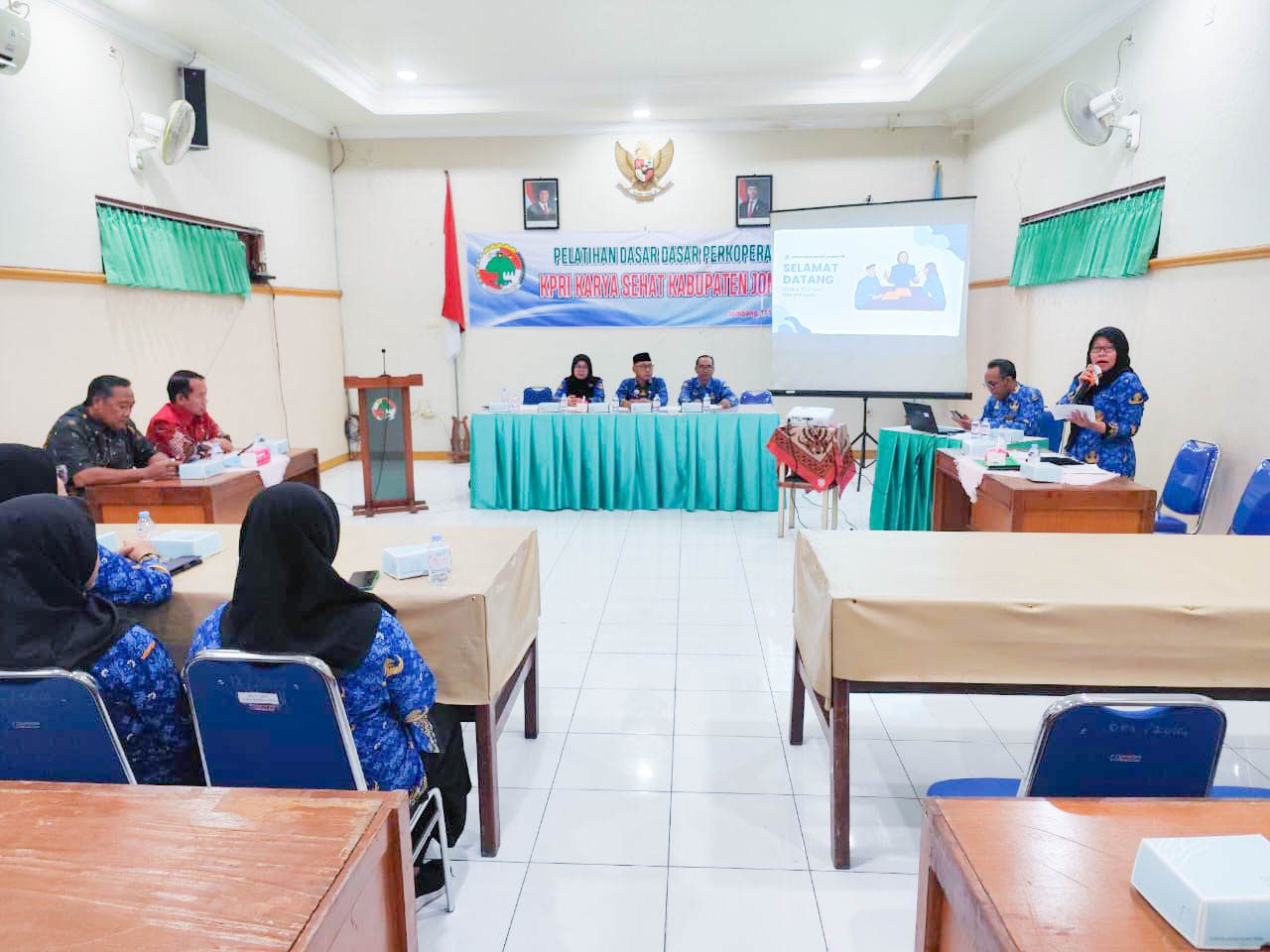 KPRI Karya Sehat Jombang Gelar Pelatihan Dasar-Dasar Perkoperasian untuk Perkuat Wawasan Anggota